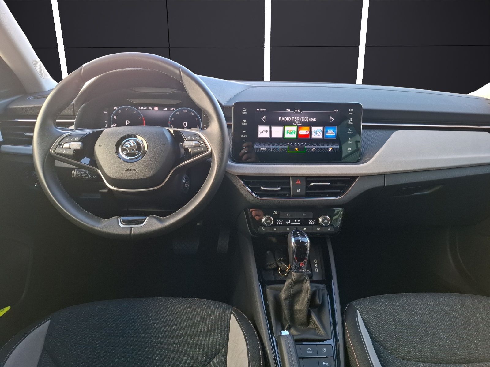 Fahrzeugabbildung SKODA Scala TSI Drive DSG Matrix Navi AID ACC RFK SH