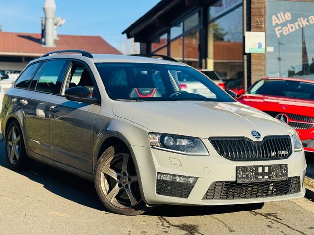 Skoda Octavia Combi RS DSG 19 Zoll 1. Hand