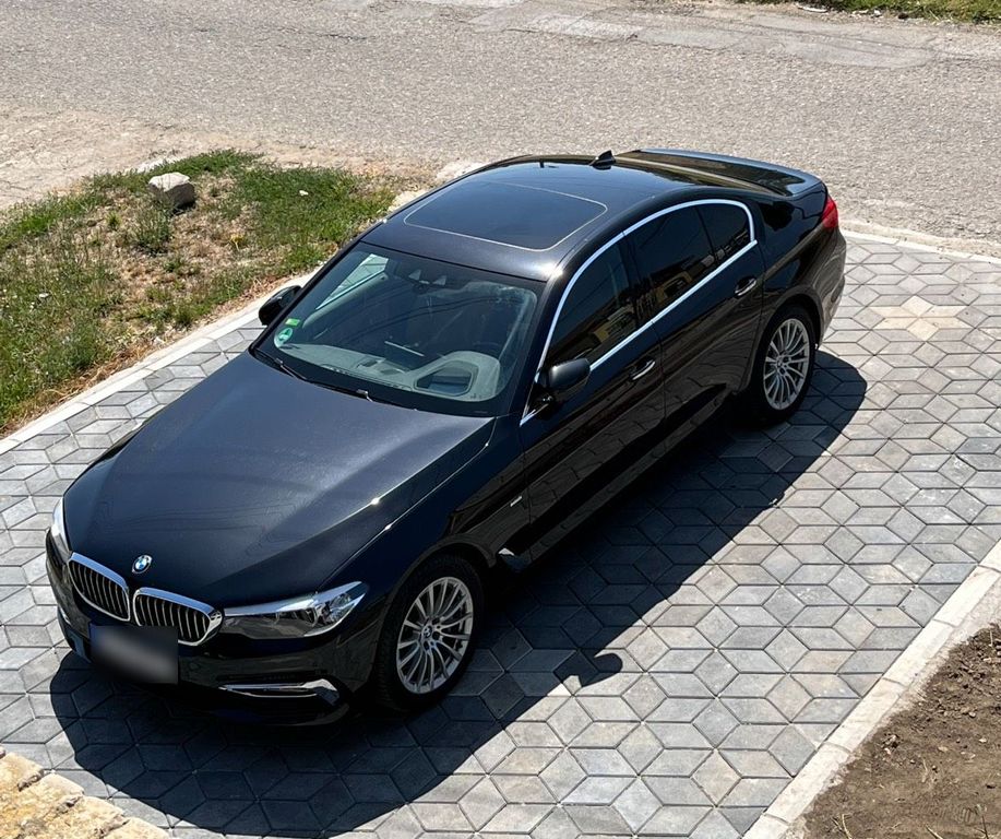 Image of BMW 530