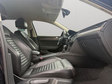 Volkswagen Passat Variant - 12