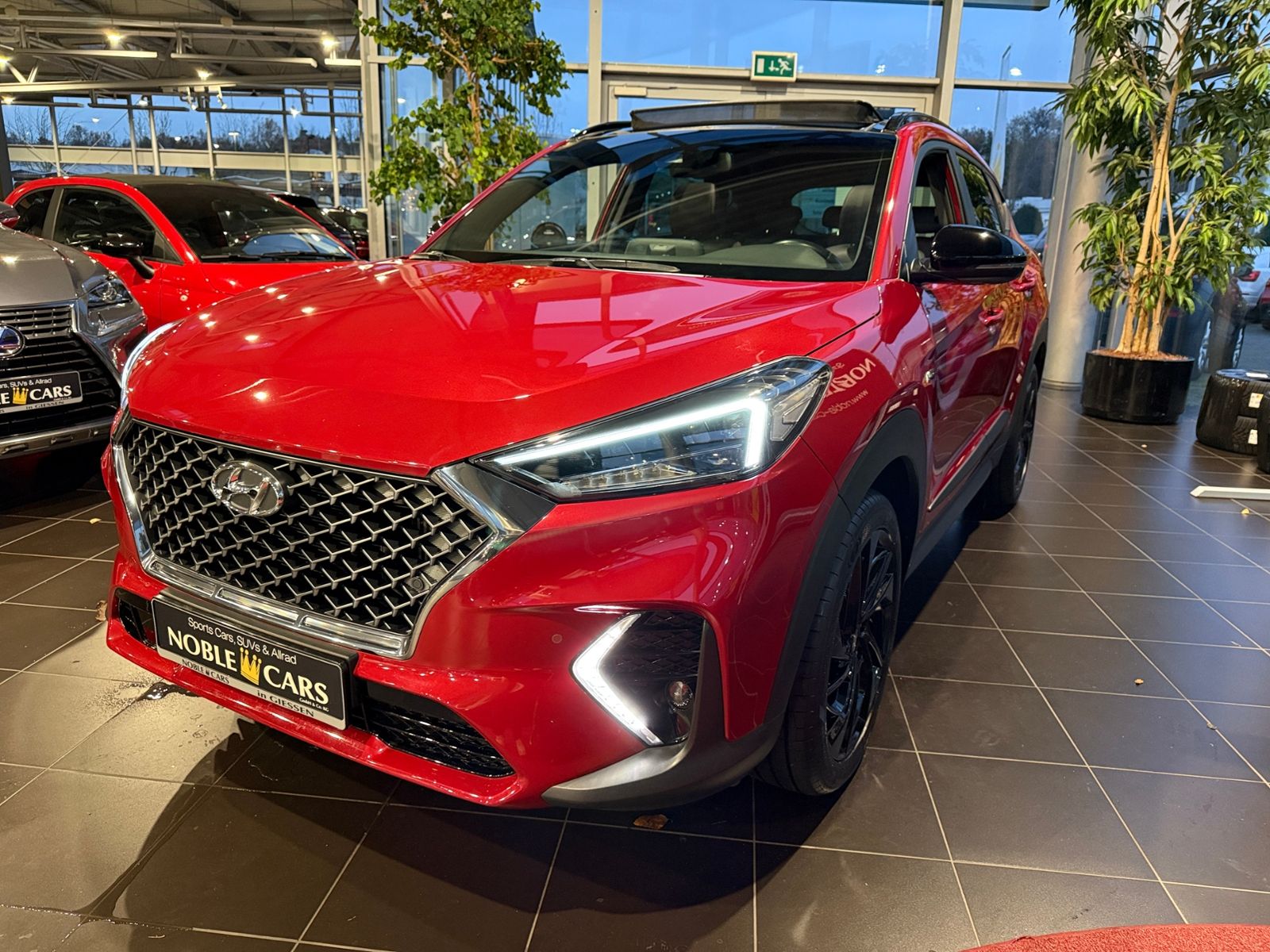 Fahrzeugabbildung Hyundai TUCSON N Line 4WD PANO LED NAV SHZ 19"