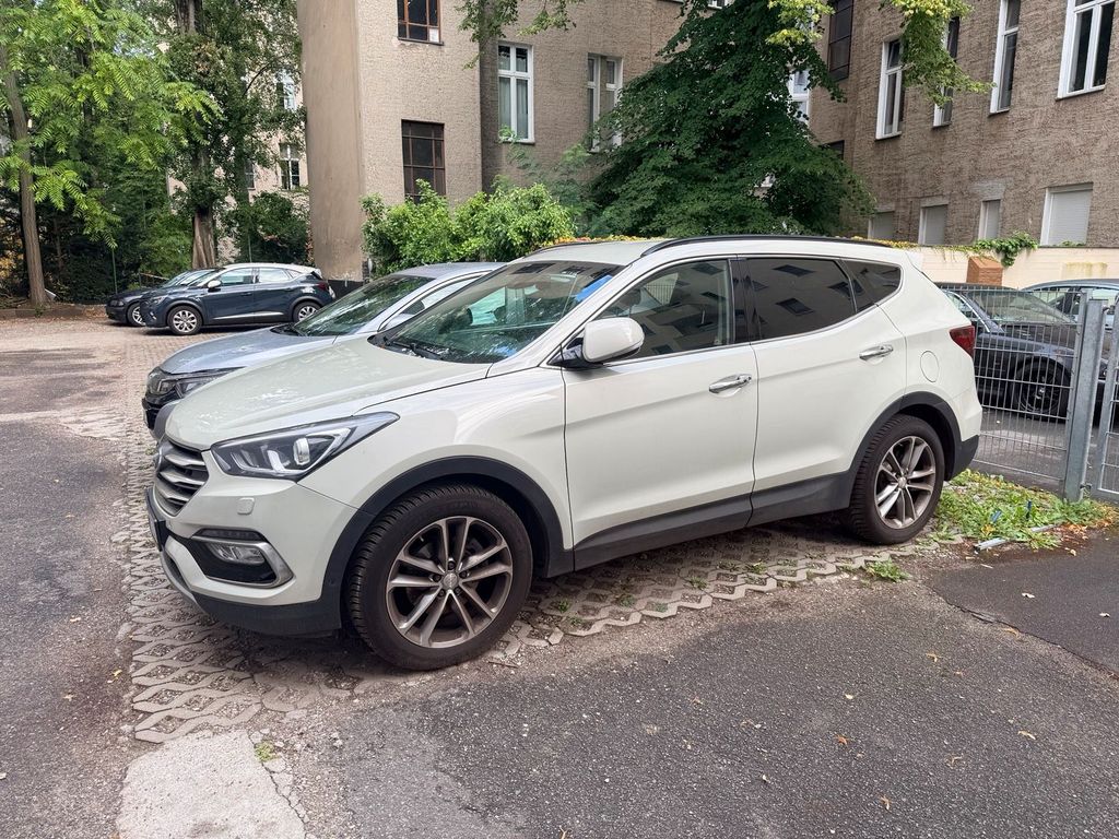 Image of Hyundai SANTA FE