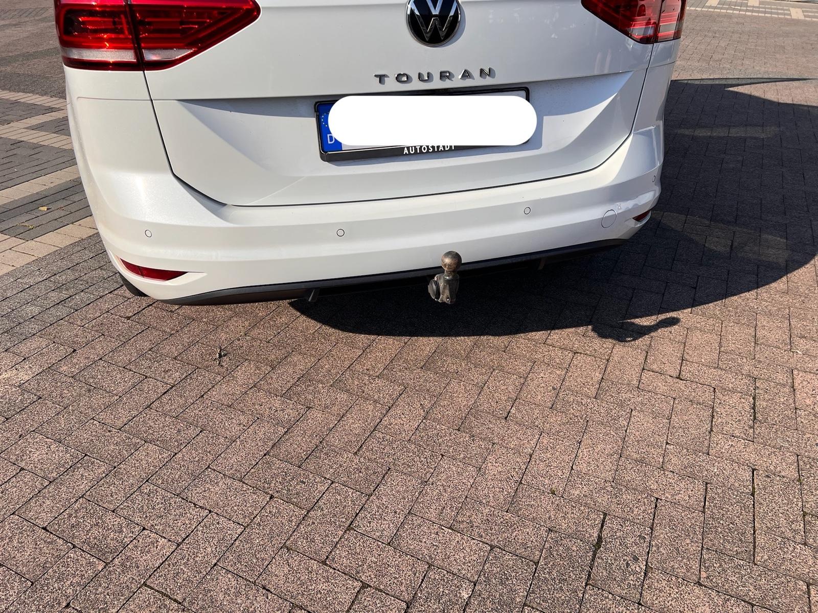 Volkswagen Touran 1.5 TSI OPF DSG Highline 7Sitzer AHK