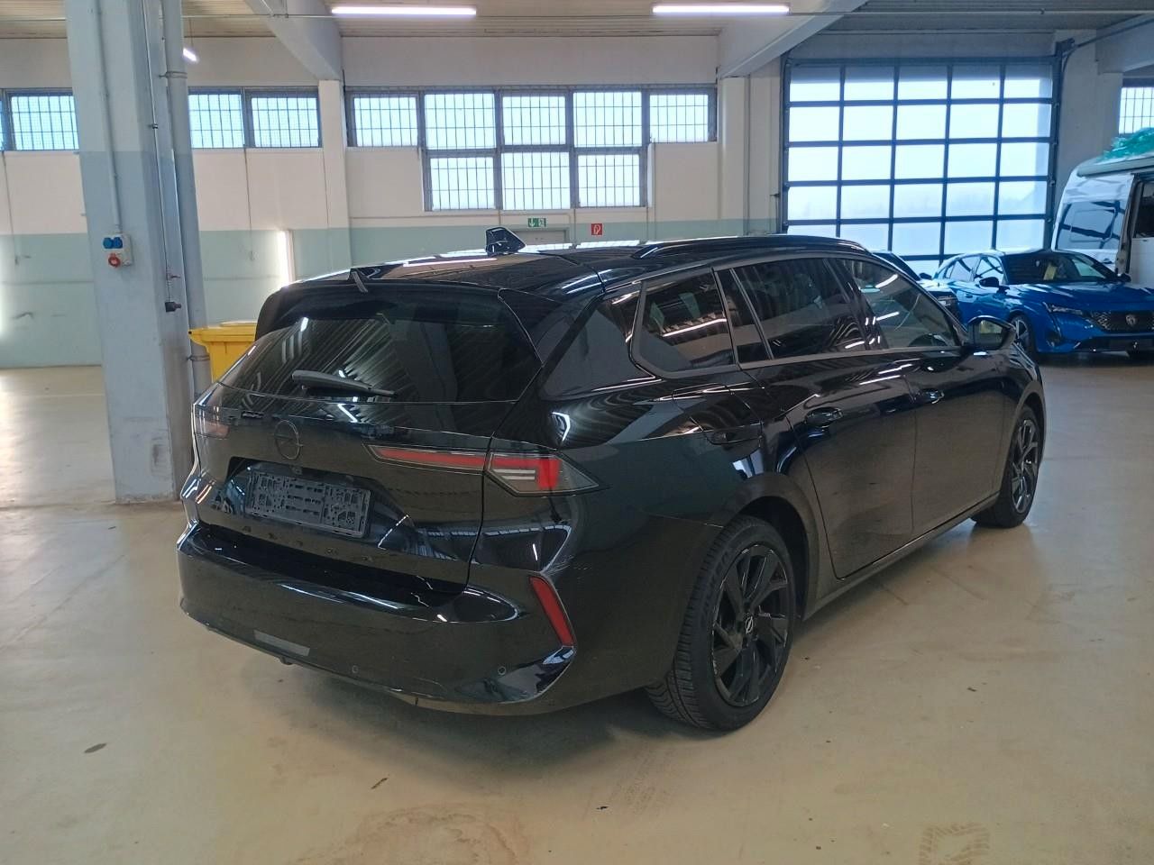 Fahrzeugabbildung Opel Astra L ST 1.2T GS SPORT NAVI/LED/VIRTUAL/SH/DAB