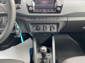 Fahrzeugabbildung SKODA Fabia Combi Cool Plus Navi , Klima uvm.