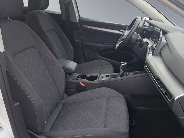 Golf VIII Variant 1.5TSI Life, Navi, Kamera, Bus
