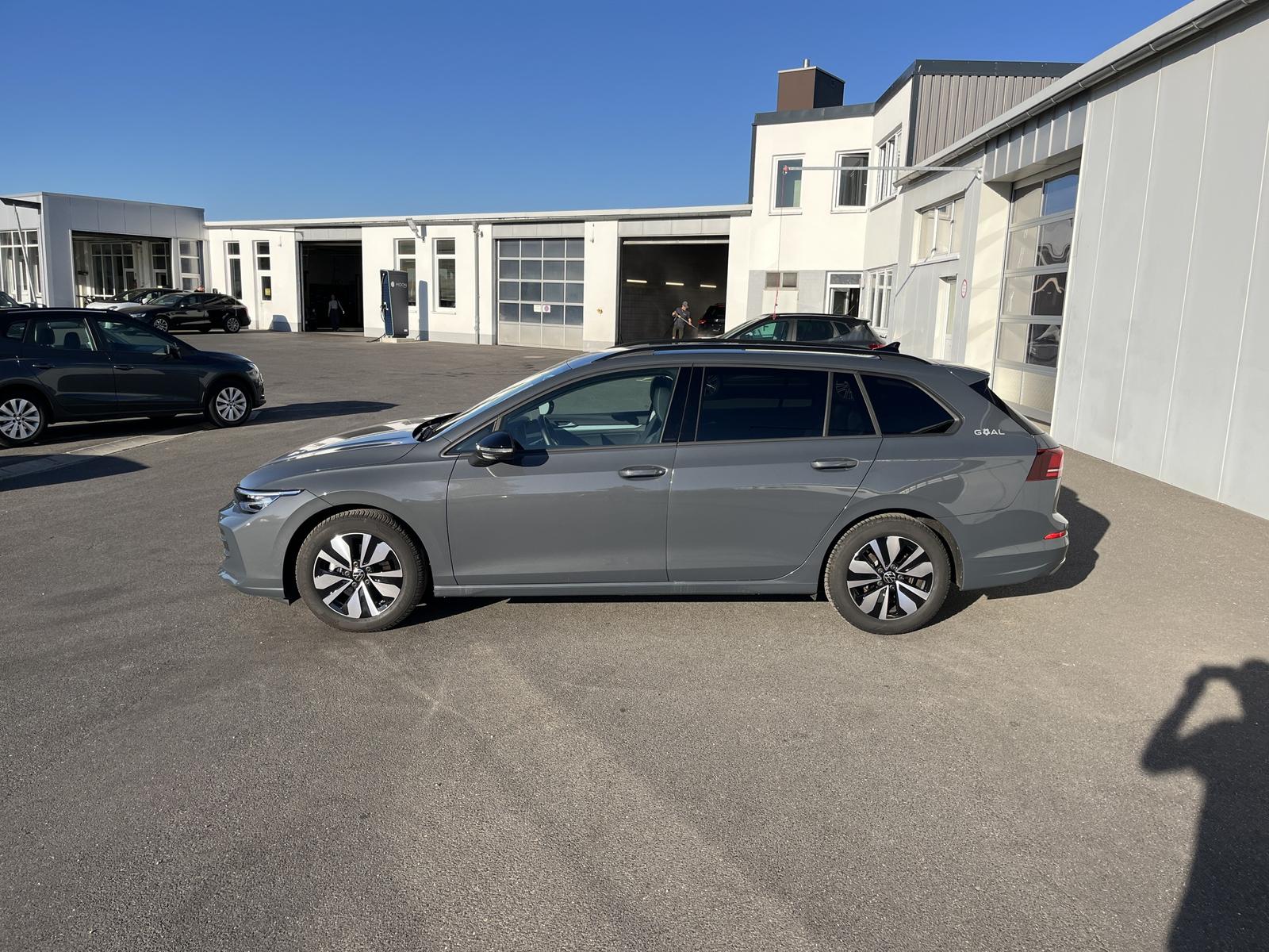Volkswagen Golf Variant 1.5 TSI DSG Life GOAL 163€ m.20% An, миниатюра 3