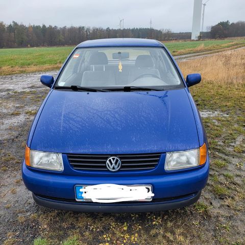 Volkswagen Polo 1.4 Basis