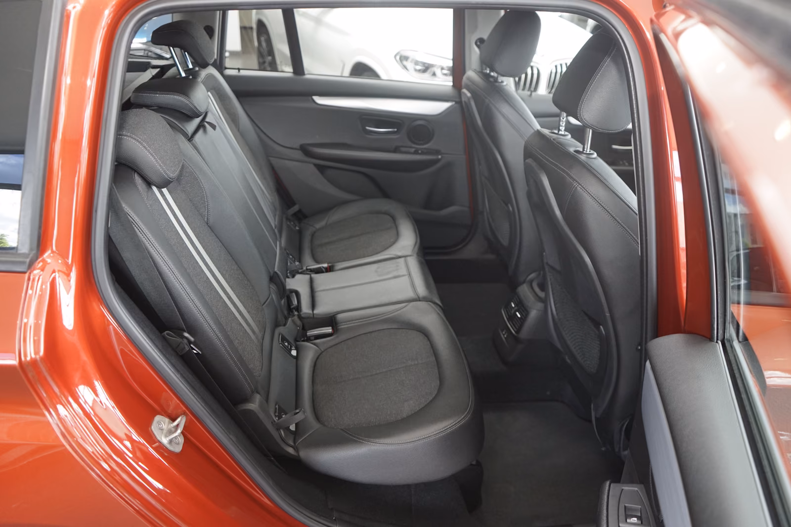 BMW 216 d Sport Line+NAVI+KAMERA+TEMPOMAT+SITZHEIZUNG, миниатюра 14