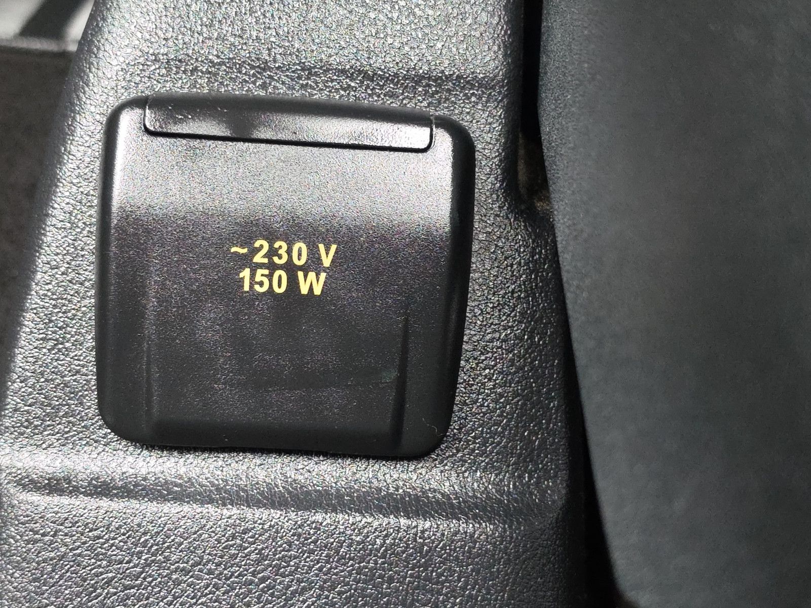 Fahrzeugabbildung Ford Transit/Tourneo Custom Kombi 320 L1  Sport
