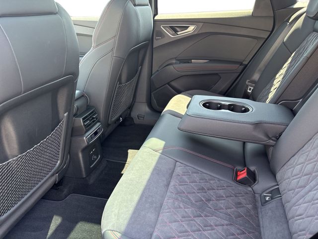 Q4 Sportback e-tron 45 QUATTRO S LINE MATRIX+PAN