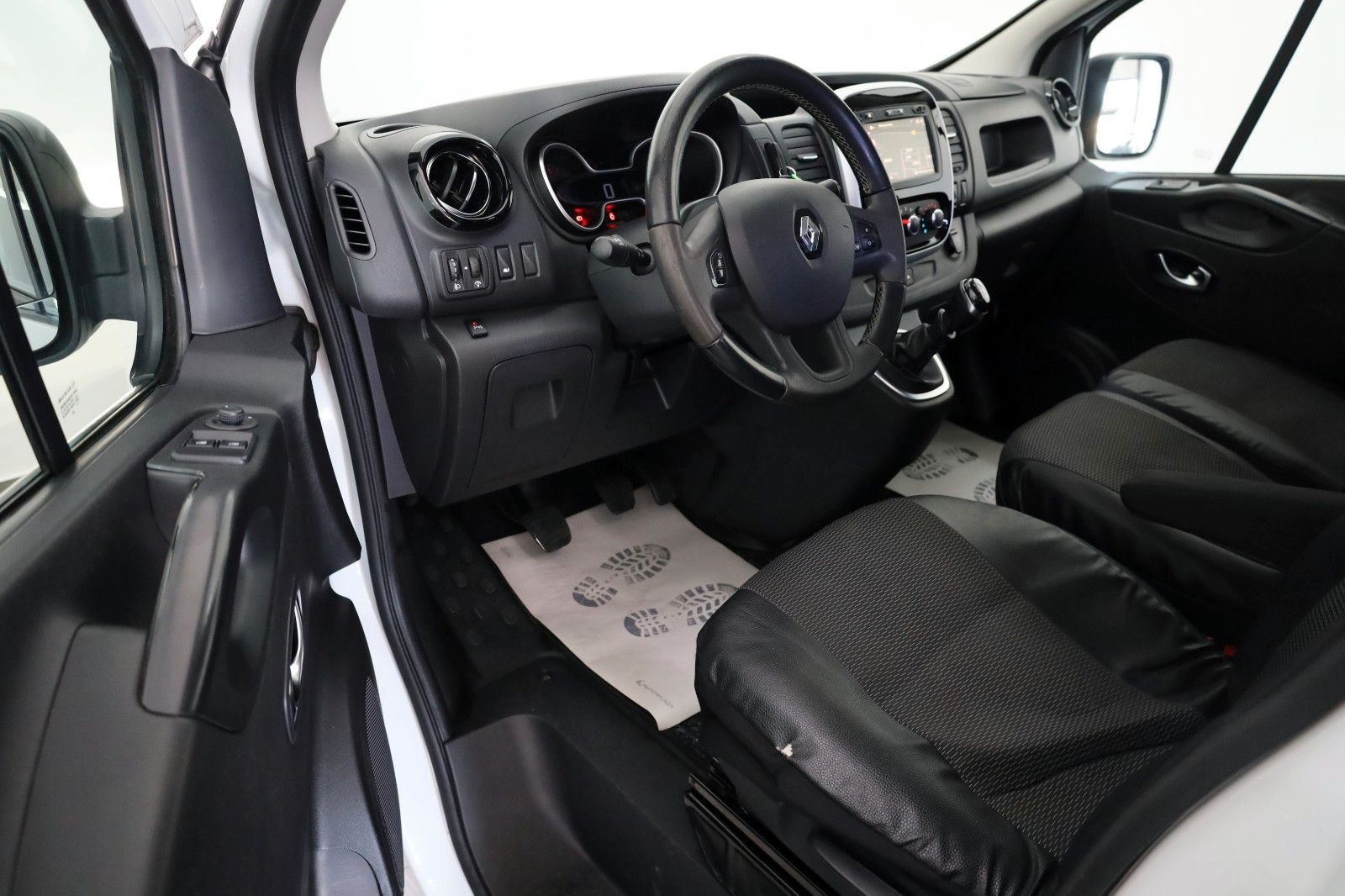 Fahrzeugabbildung Renault Trafic Kasten L2H1 3,0t Komfort Navi,Kamera,AHK