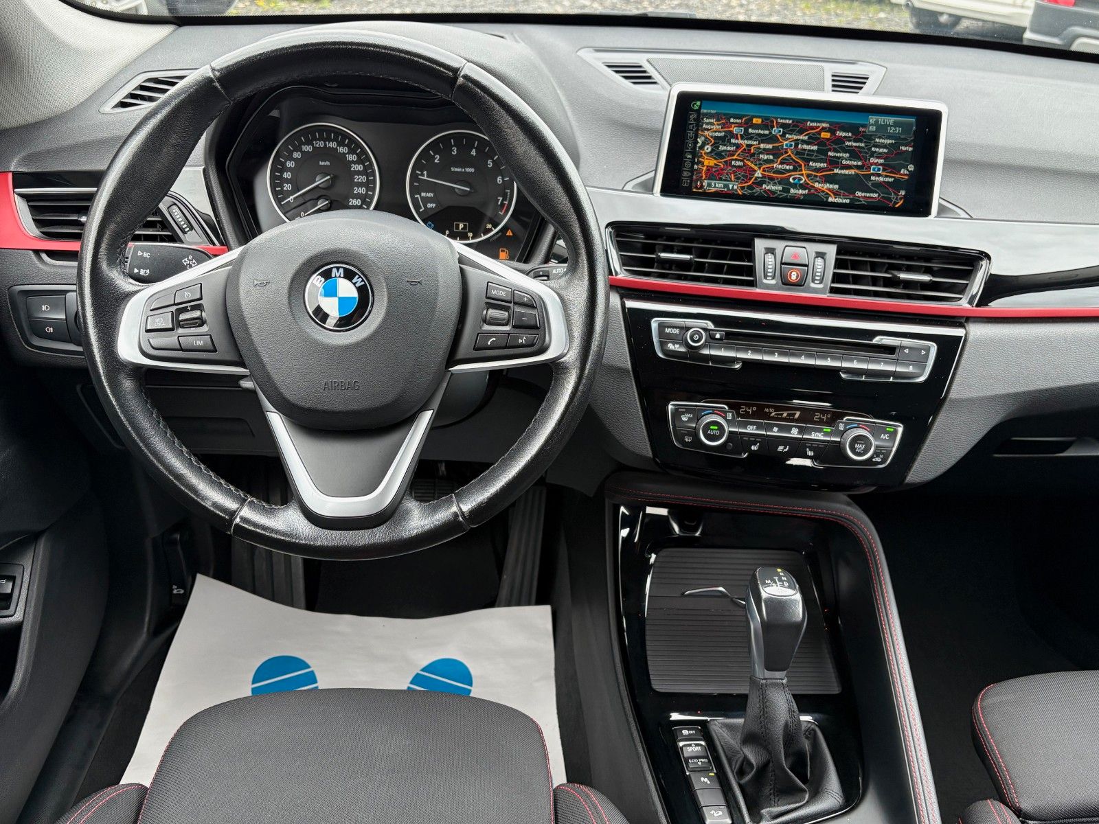 Fahrzeugabbildung BMW X1 xDrive25i Aut. SPORT LINE Navi LED HUD HiFi
