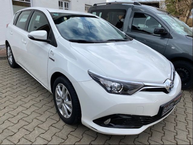 Toyota Auris 1,8 Hybrid AHK abnehmbar, scheckheftgepfl.