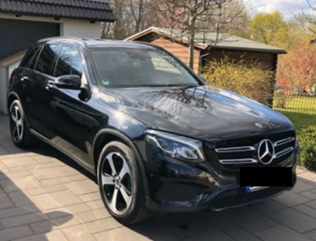 Image of Mercedes-Benz GLC 220