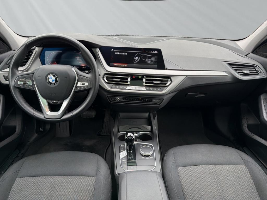 BMW 1 Series d xDrive HiFi Panorama LC Prof Komfortzugang, миниатюра 10