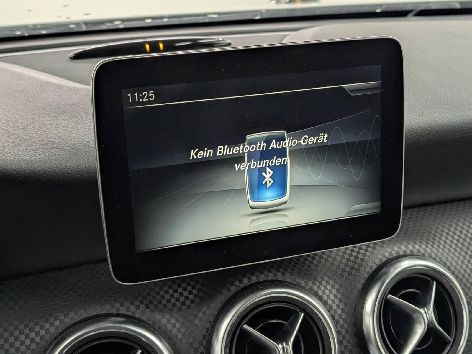 MERCEDES-BENZ A 180 1.6 Urban Navi LED Klima SHZ – Bild 23