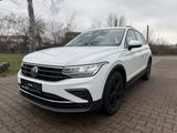 Volkswagen Tiguan Life/1 HAND/NAVI/ - Volkswagen Tiguan in Ludwigshafen