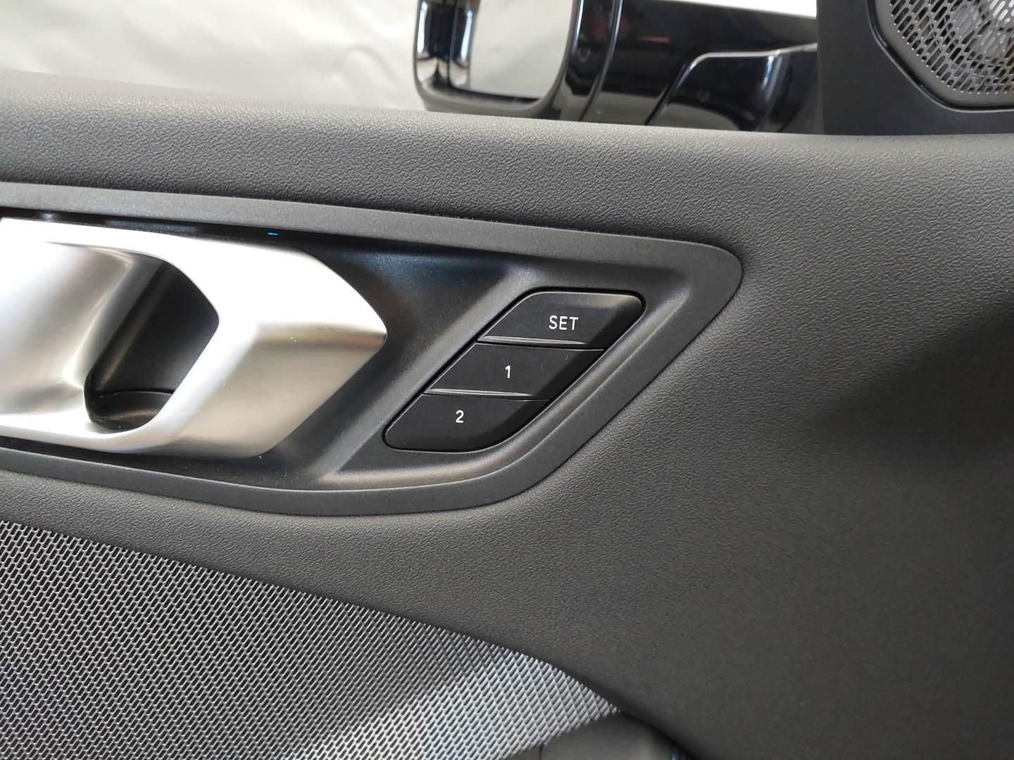 BMW 1 Series M Sport ACC HuD SHZ 2ZK 360° H/K adpt.LED, миниатюра 8