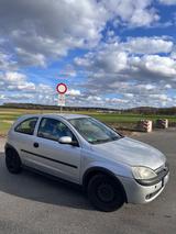 Opel Corsa 1.2 16V Fresh Fresh - Opel Corsa: Fresh