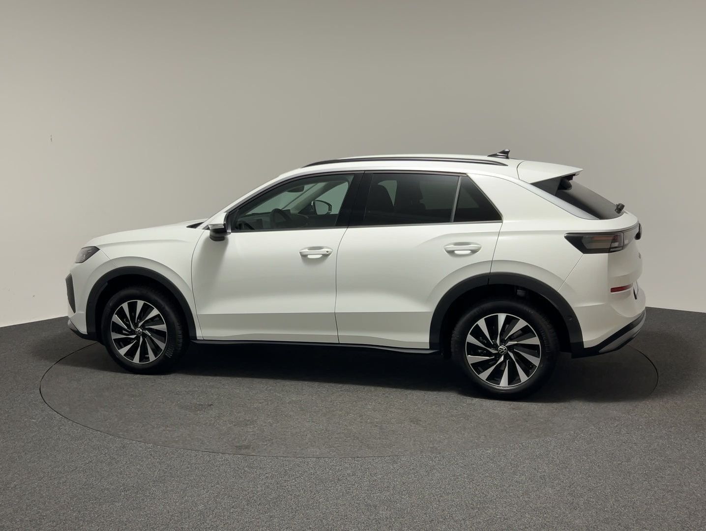 Volkswagen T-Roc - Bild 3