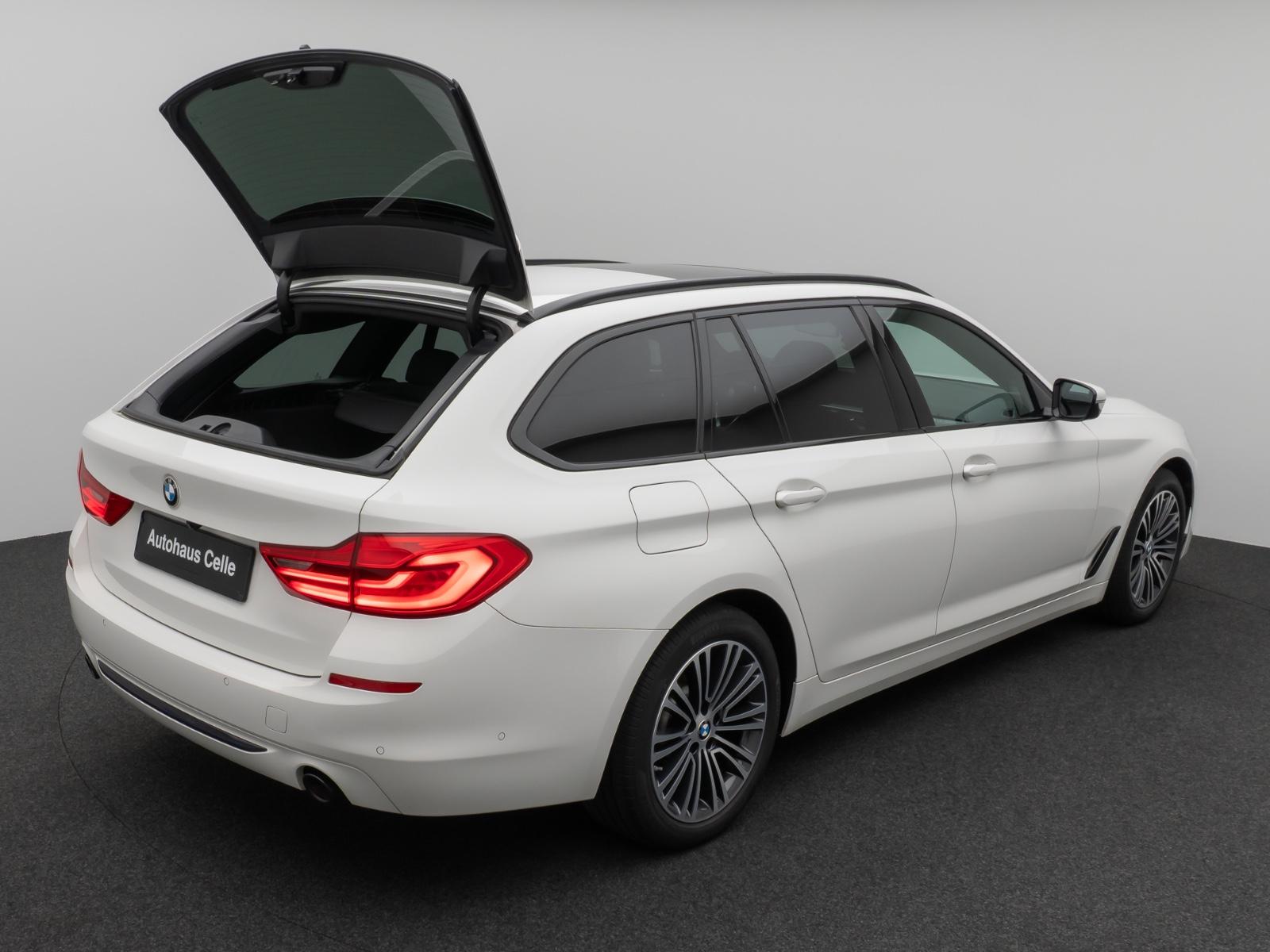 BMW 520d xD Tour Sport Line Pano H/K Exklusiv Paket