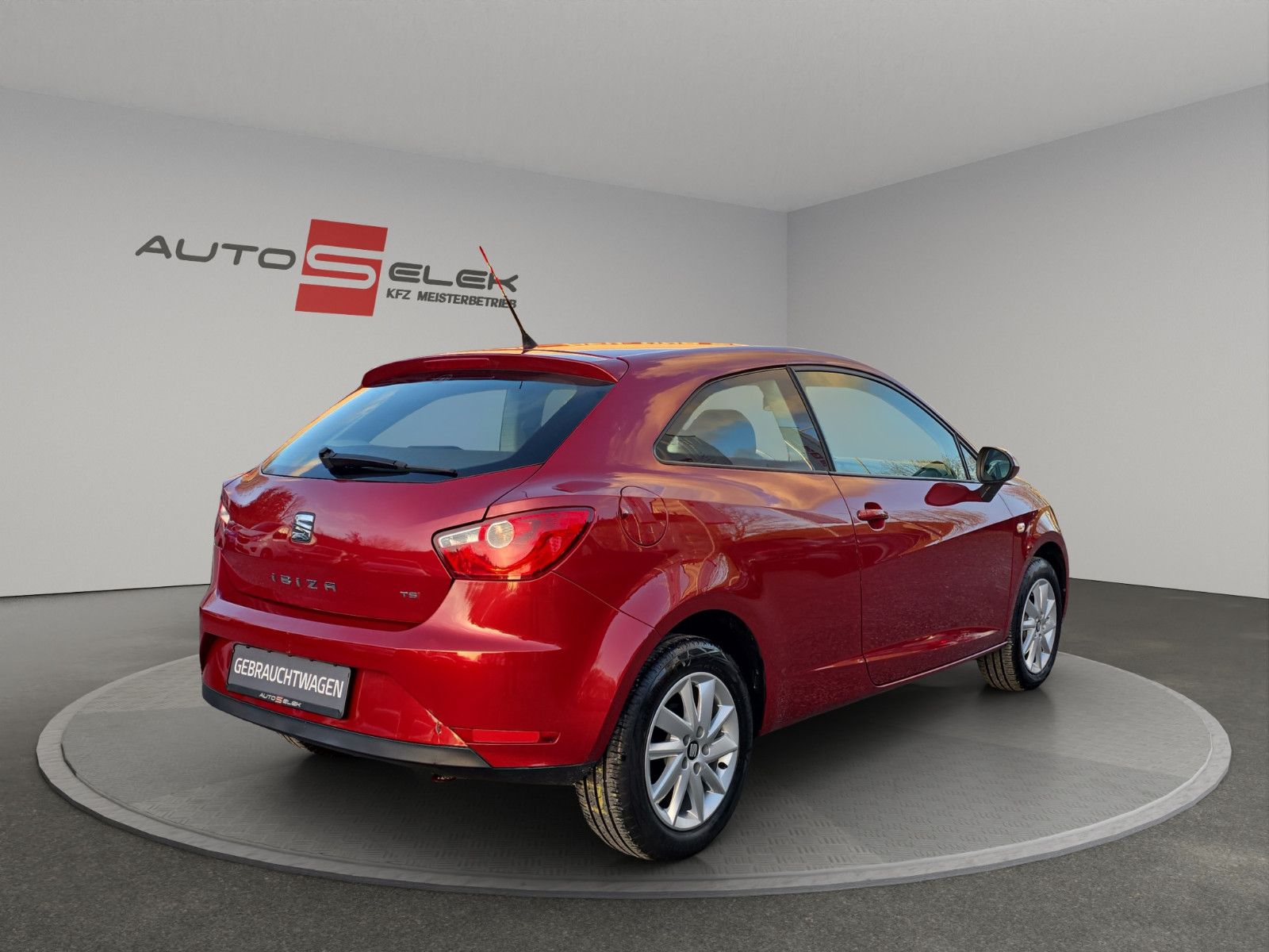 Fahrzeugabbildung SEAT Ibiza SC FR AUTOMATIK NAVI SHZ KLIMA