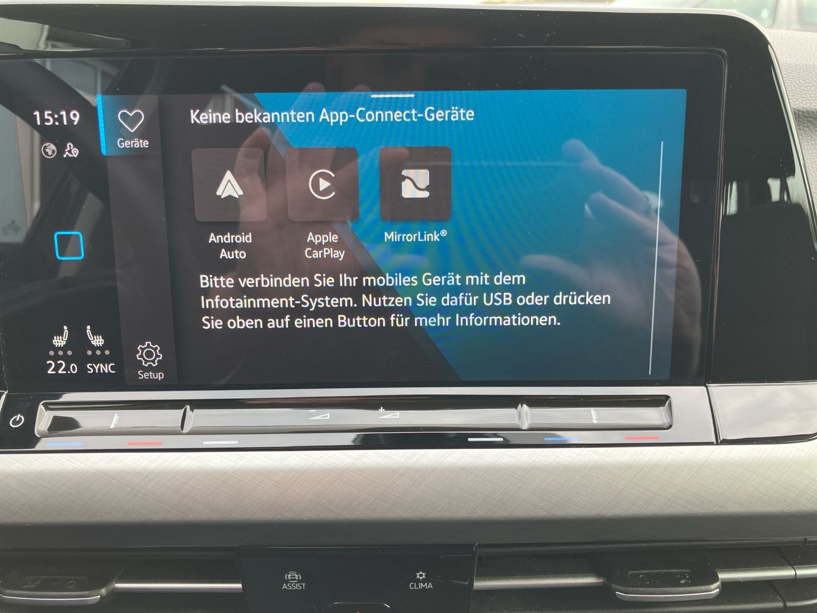 Fahrzeugabbildung Volkswagen Golf VIII Variant Life TDI LED Navi ACC AHK SHZ