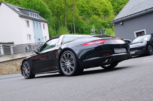 Porsche 991 Targa 4S*Sportabgas,14-W.,Sitzlüftung,BOSE*