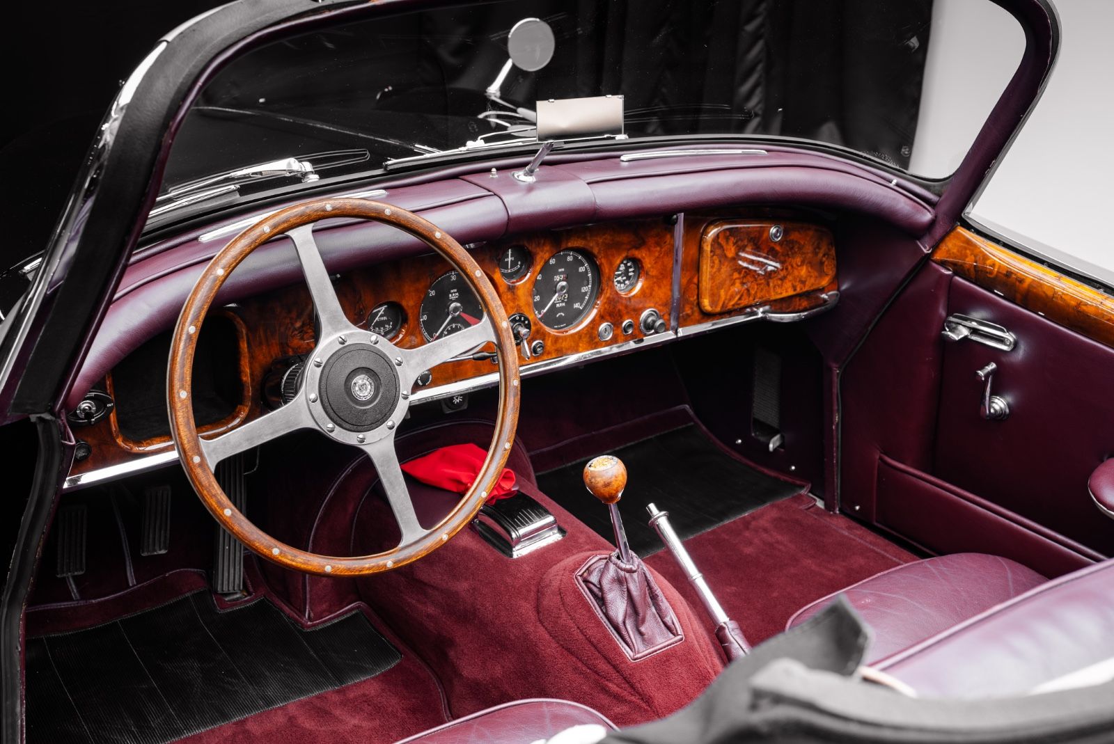 Fahrzeugabbildung Jaguar XK 150 S OTS/TOP/VOLL RESTAURIERT