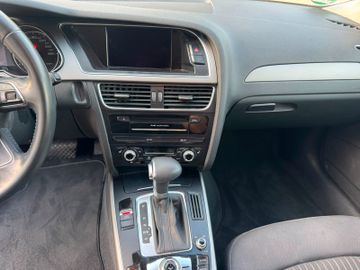 Audi A4 - 12