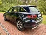 Mercedes-Benz GLC 400d Standhzg Pano 8fach AHK Luft HeadU - blaue Mercedes-Benz GLC 400