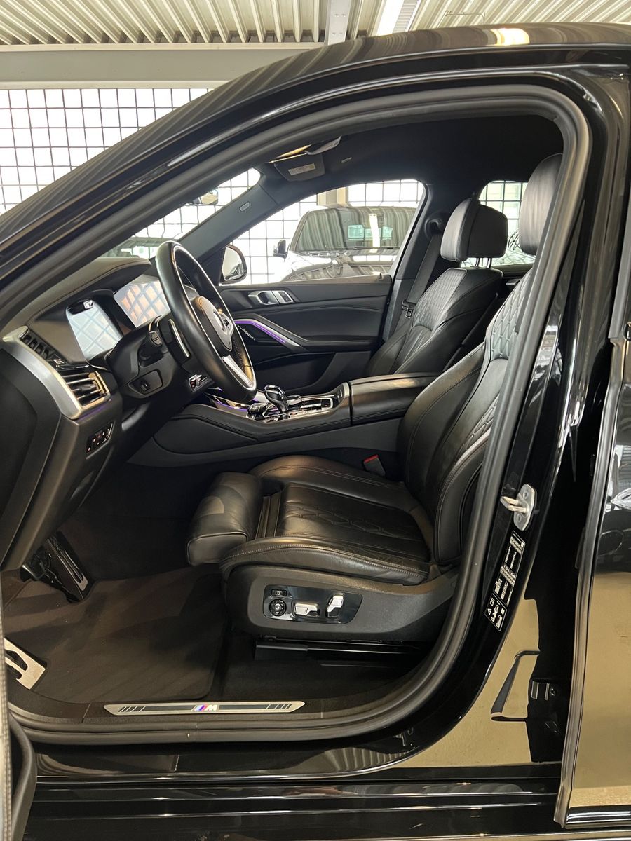 Fahrzeugabbildung BMW X6 xDrive 30 d M Sport * 22" M FELGEN *LASER*