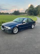BMW E36 318i - BMW 318 aus 1994: 318i