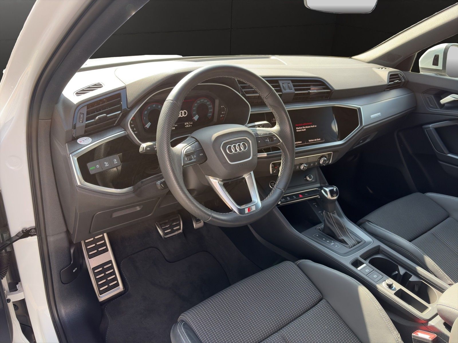Audi Q3 Sportback 40 TFSI q. S line AHK+Kamera+Matrix foto 8