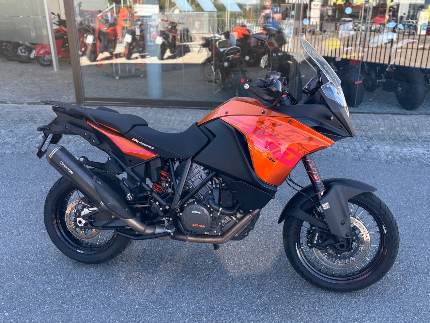 Fahrzeugabbildung KTM 1190 Adventure, Remus Endschalldämpfer