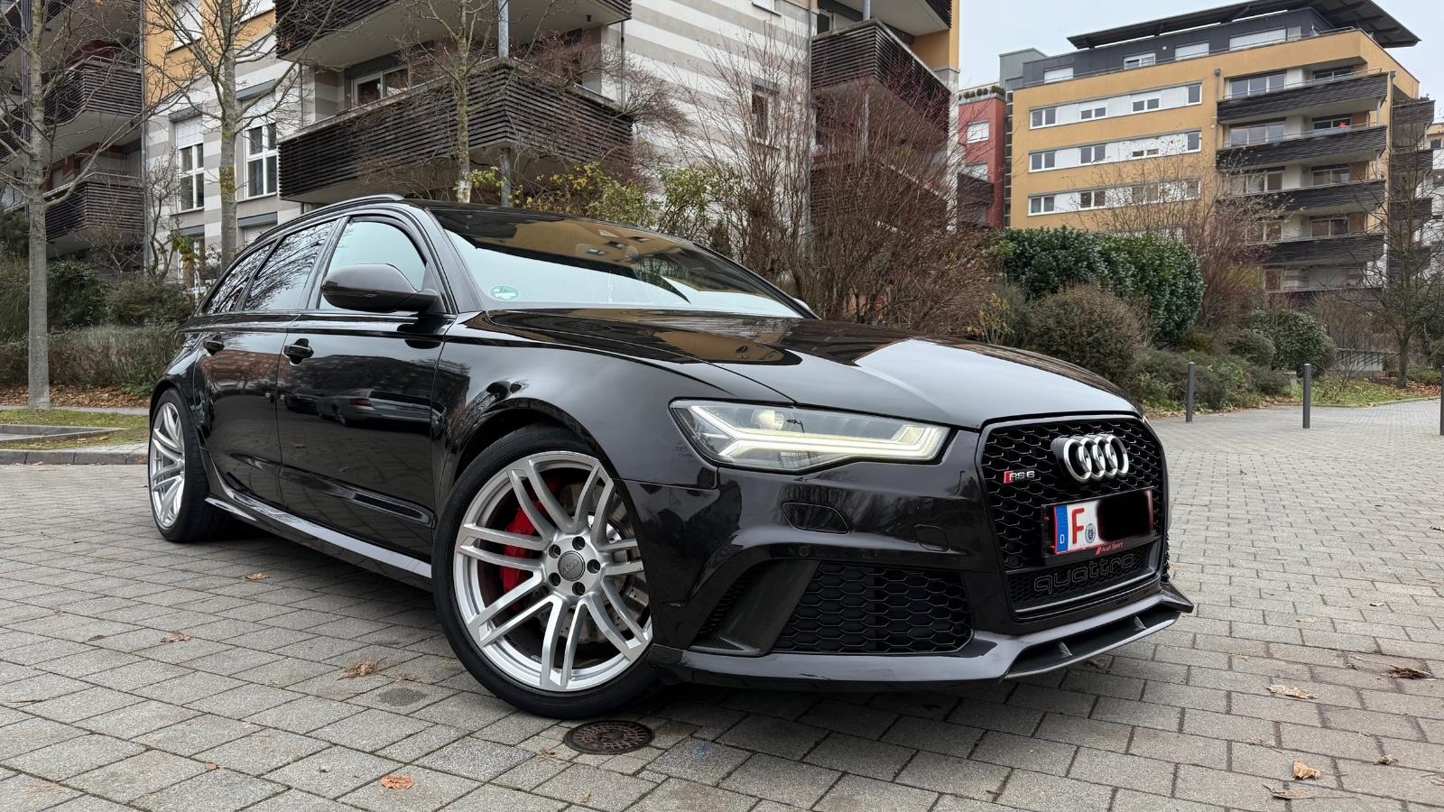 Audi RS6 Avant 4.0 TFSI Quattro/Audi Exclusive/Carbon