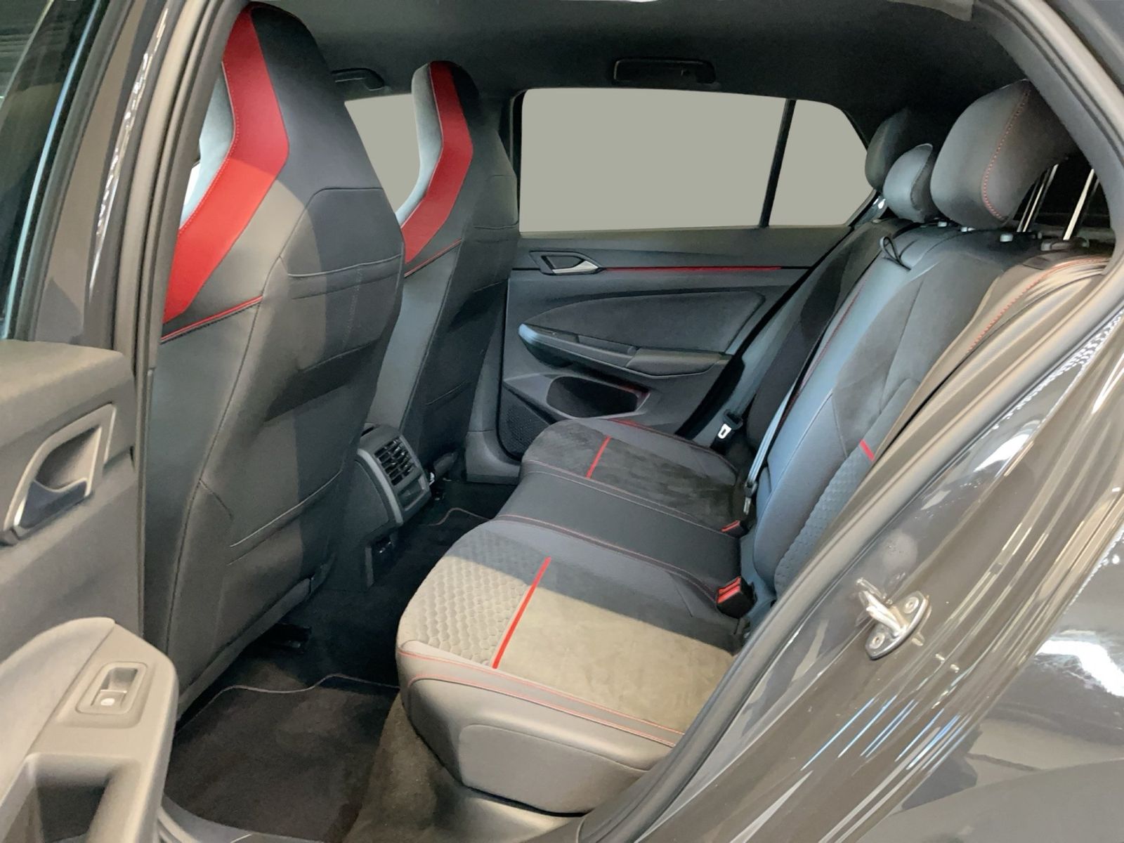 Volkswagen Golf - Bild 11