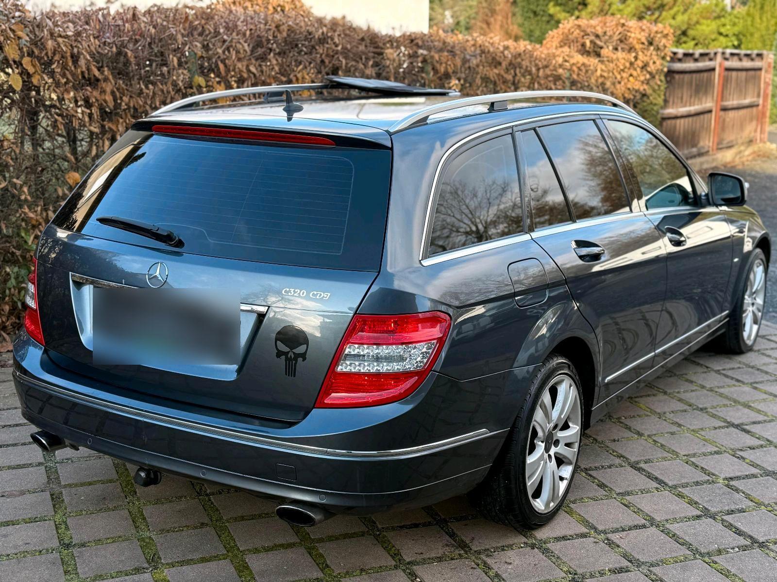 Mercedes-Benz 320 2008 — photo 9