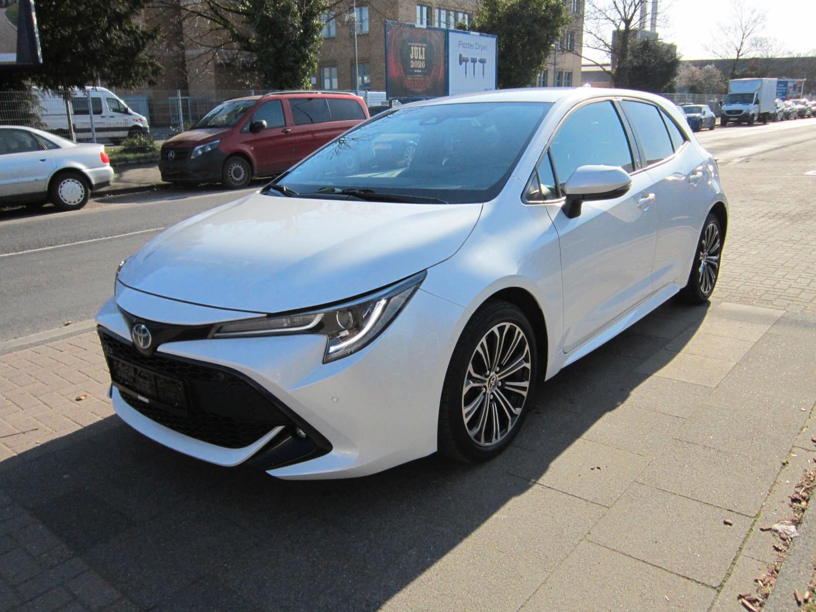 Toyota Corolla 1,8 Hybrid Team Deutschland,Navi