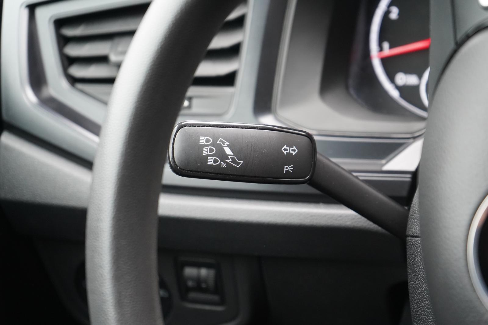 Volkswagen Polo 1.0 Trendline Klima Navi Tempomat PDC