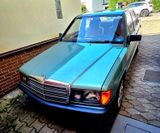 Mercedes-Benz 190D Oldtimer - Mercedes-Benz 190 Oldtimer mit Diesel-Antrieb