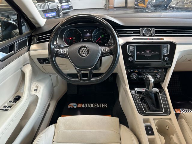 MYAUTOCENTER – Gebraucht- und Jahreswagen mit Werkstattservice in Pfaffenhofen Volkswagen Passat Highline *4Motion*Massage*AHK*LED*Keyless