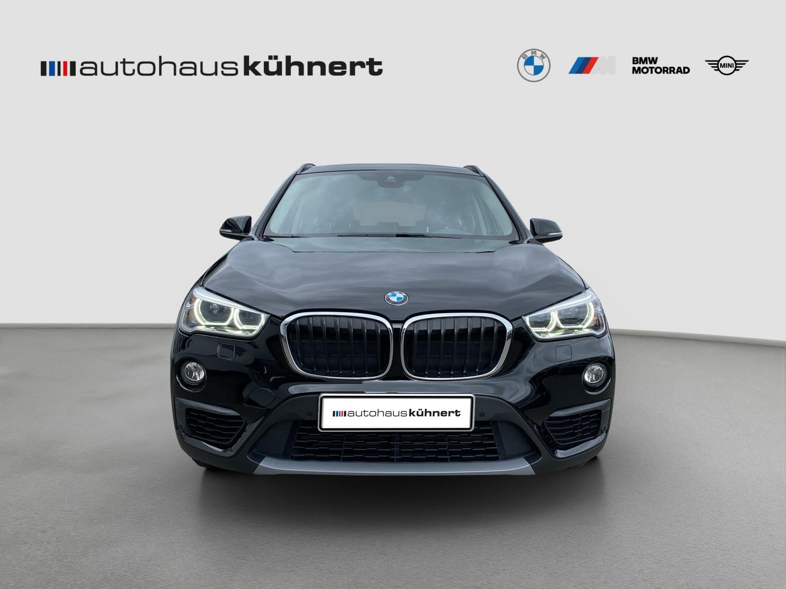 BMW X1 xDrive 20i LED SpurAss AHK Navi ParkAss