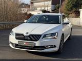 Skoda Superb Combi Style/1,8TSI/DSG/Pano/LED/AHK