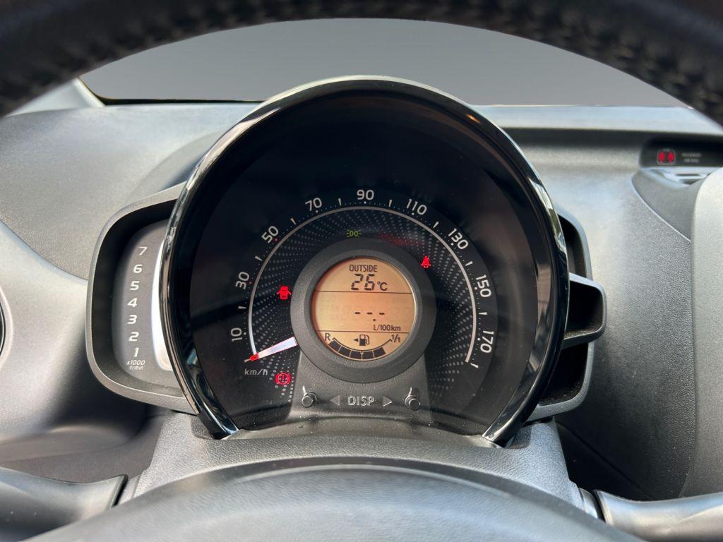 Toyota Aygo X Aygo x-play Team Deutschland, миниатюра 15