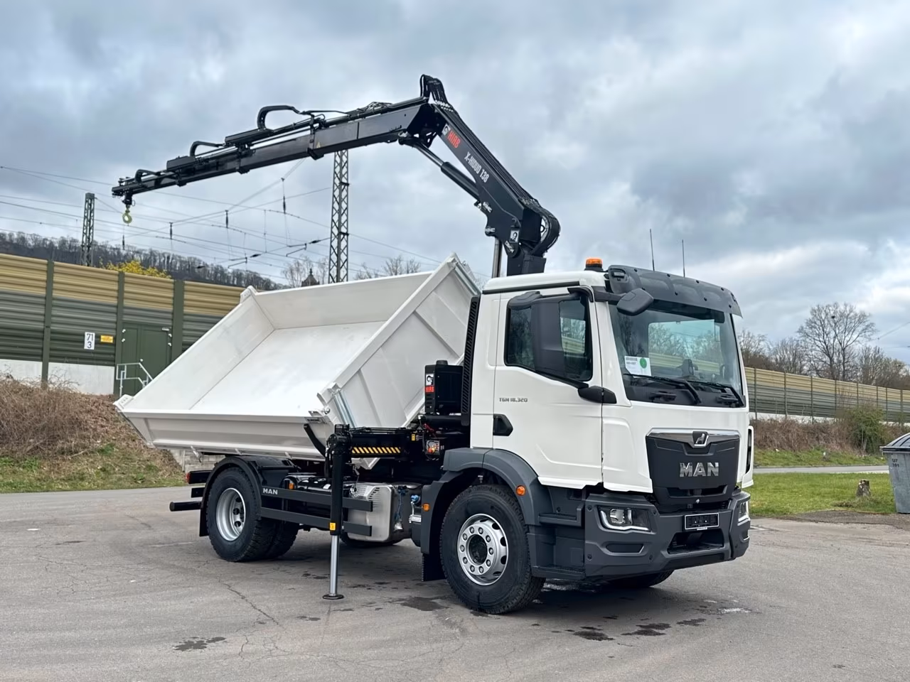 MAN TGM 18.320 4x2 Euro6e  Hiab X-HiDuo 138DS-3