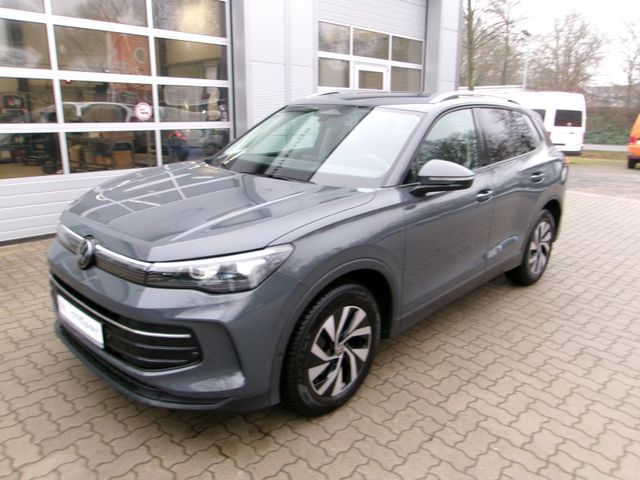 Volkswagen Tiguan 1.5 eTSI DSG  Special Edition LENKRHEIZ.+