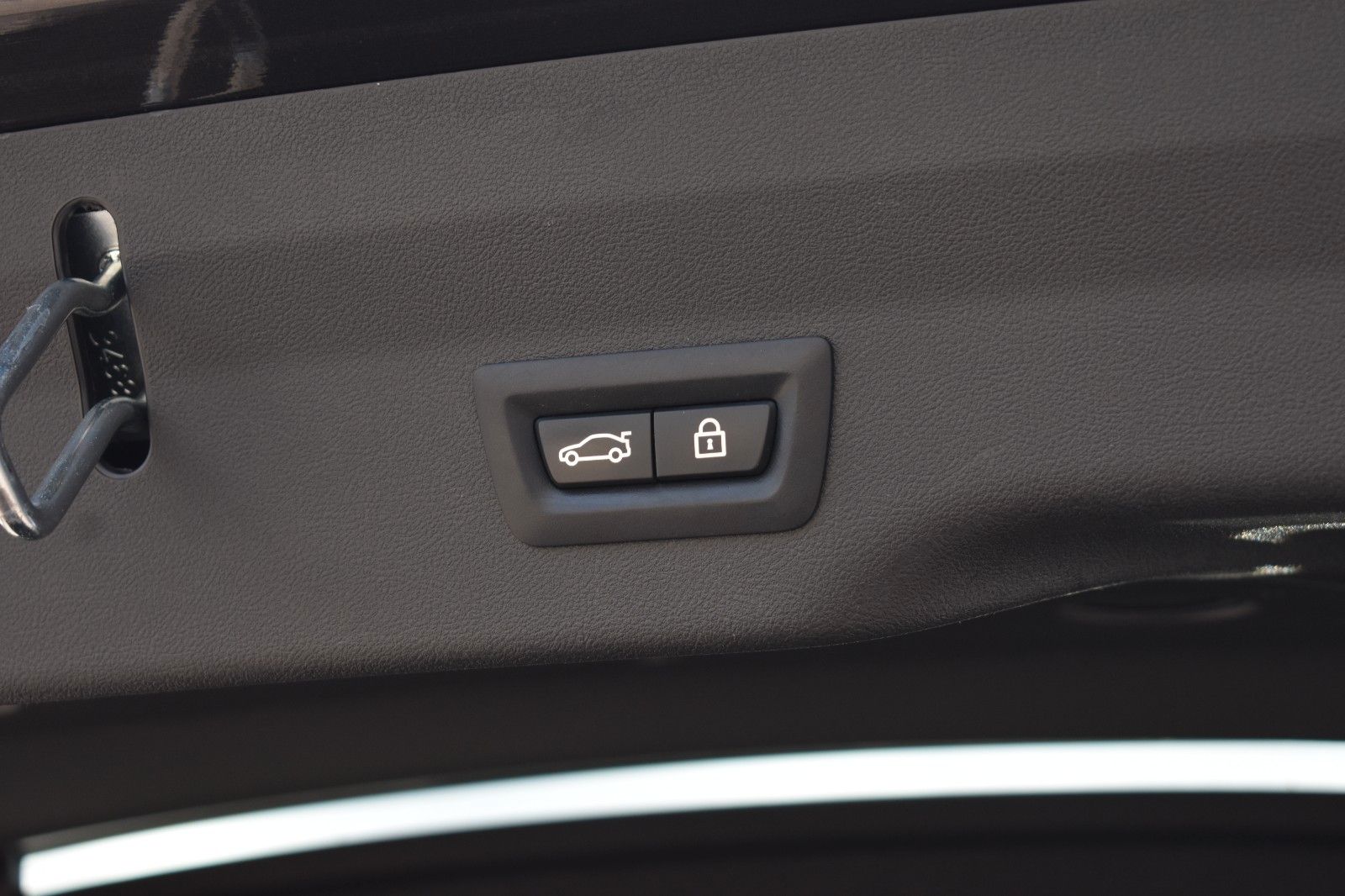 Fahrzeugabbildung BMW 630d GT xDrive Luxury Inegral Massage B&W Pan TV