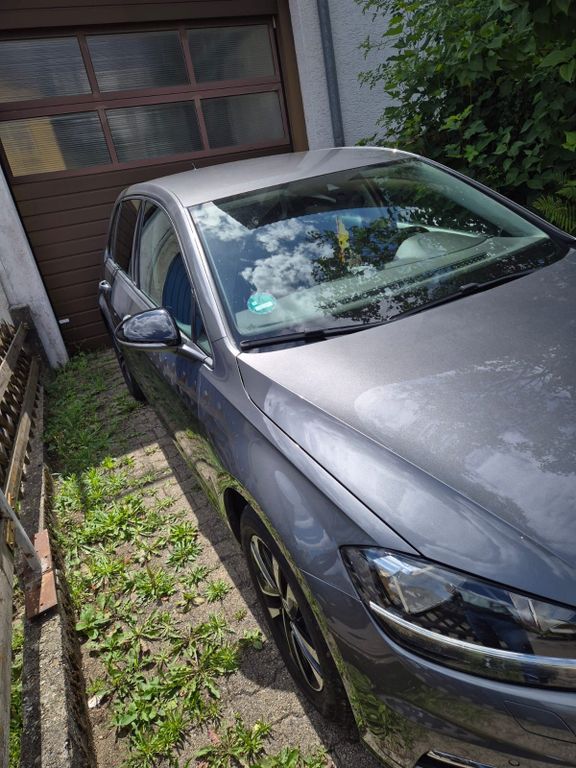 Image of Volkswagen Golf